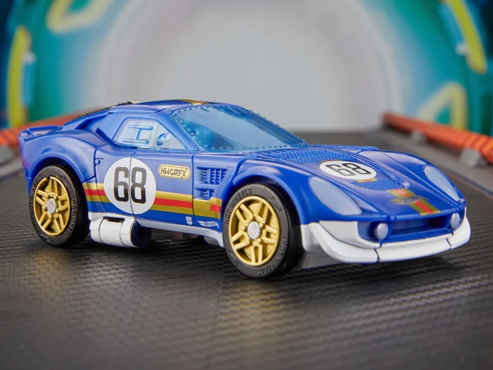 Transformers Collaborative Hot Wheels x Transformers Deluxe Class El Segundo Coupe