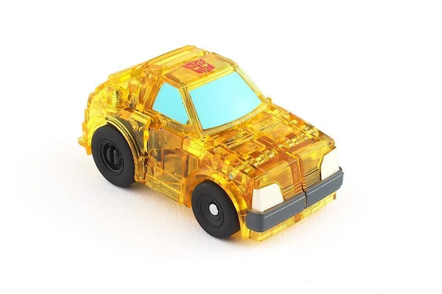 Transformers Kodansha Fanbook 2024 Magazine and Bumblebee (Shining Thunder Ver.) Exclusive Figure Set view 2