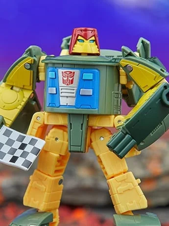 Transformers: Legacy United Deluxe Class Autobot Cosmos Action Figure