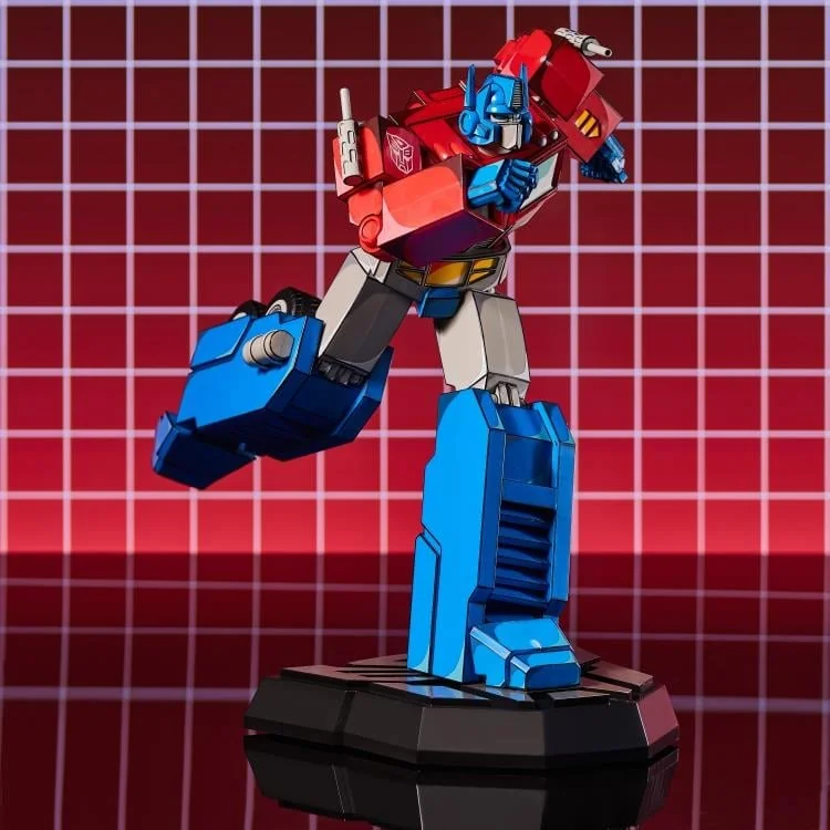 Transformers Optimus Prime Statue view 2