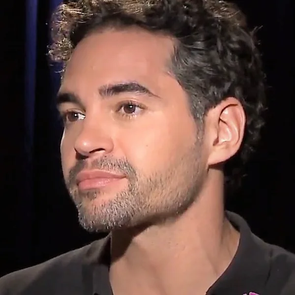 Ramon Rodriguez as Leo Spitz