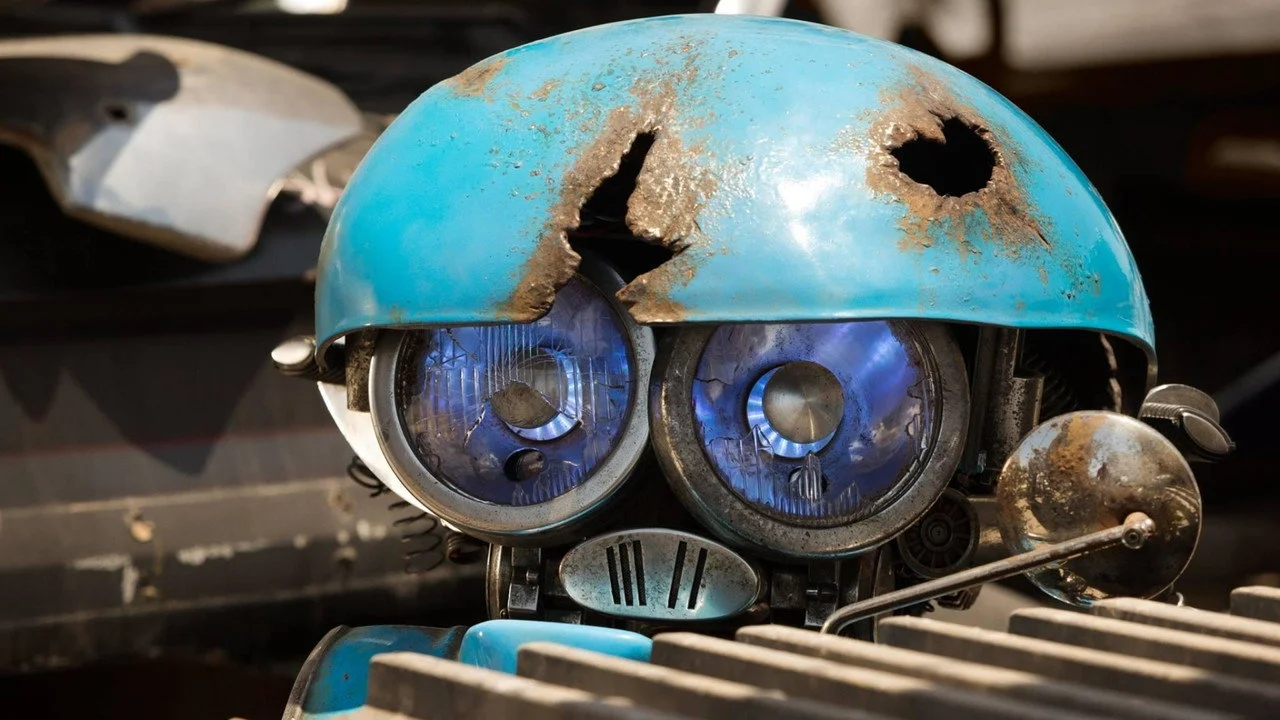 Megatron, back to his classic name, cuts a deal with the humans.