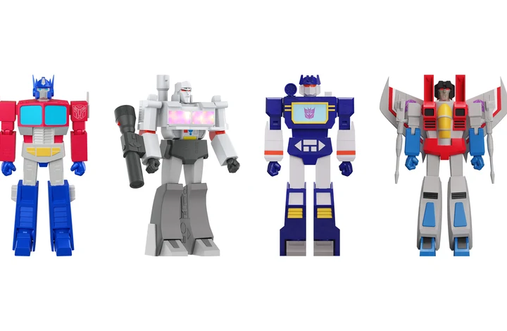 The Super7 Transformers ULTIMATES! shelf that is no longer for sale on super7.com: Optimus Prime, Megatron, Soundwave and Starscream in their G1 decos.
