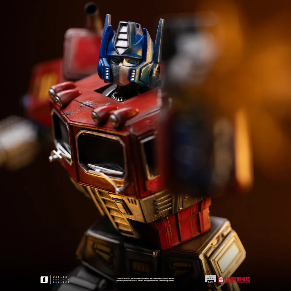 Optimus Prime 1:10 Art Scale Statue view 5