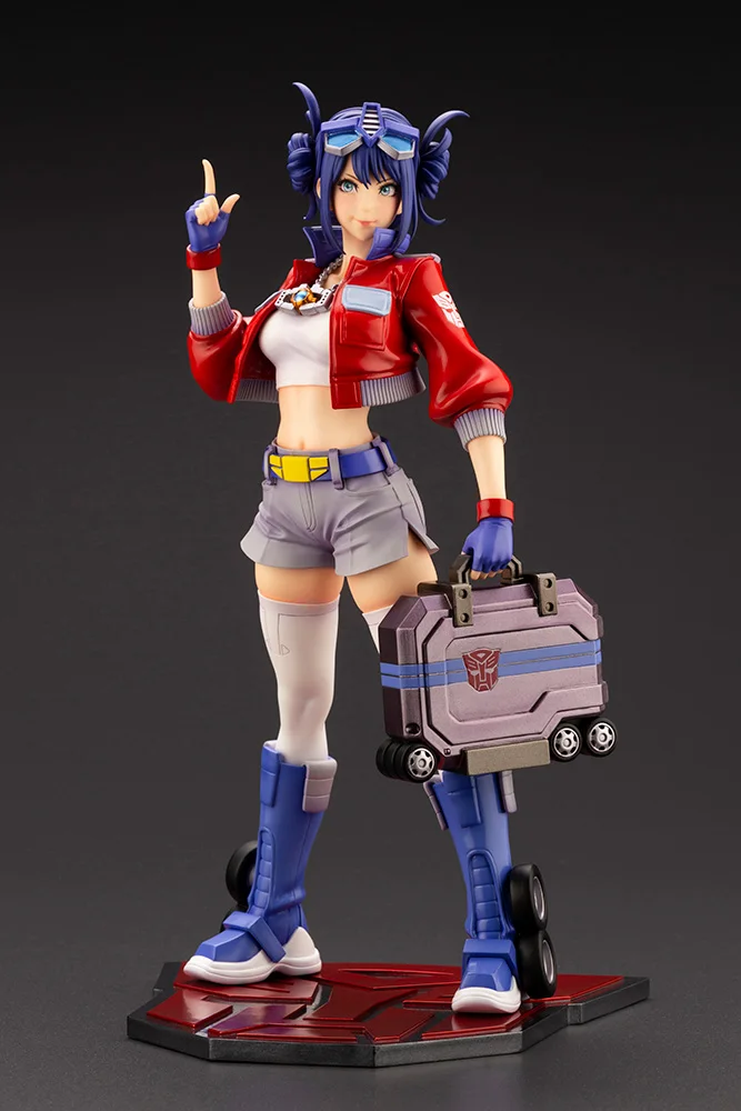 Optimus Prime Bishoujo Statue view 3