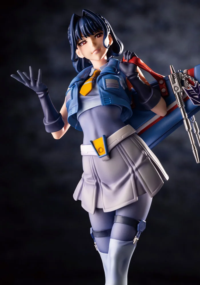 Thundercracker Bishoujo Statue view 2
