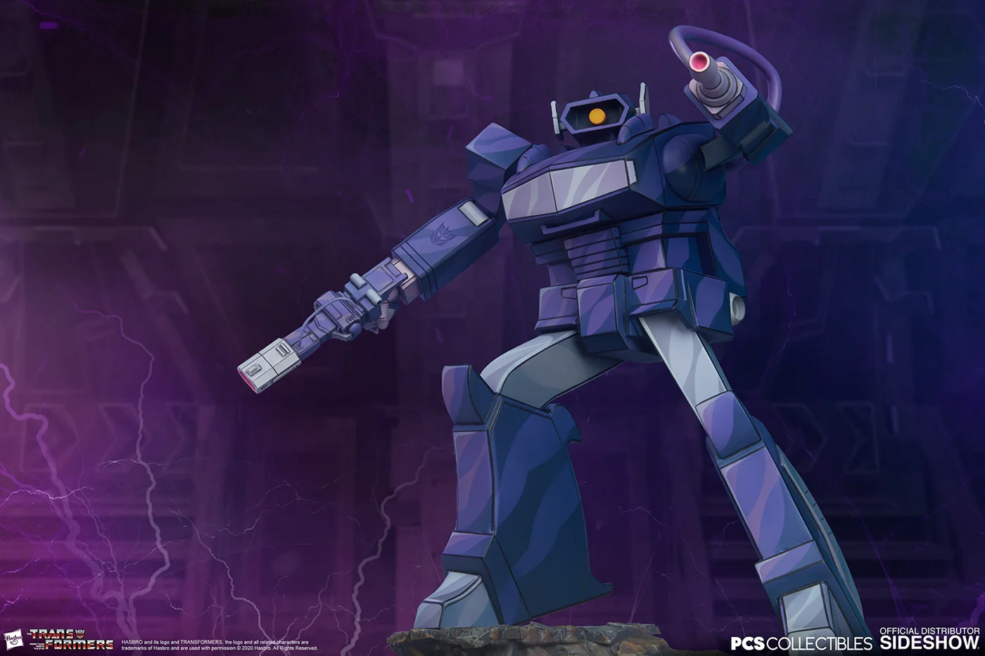 Shockwave Classic Scale Statue view 2