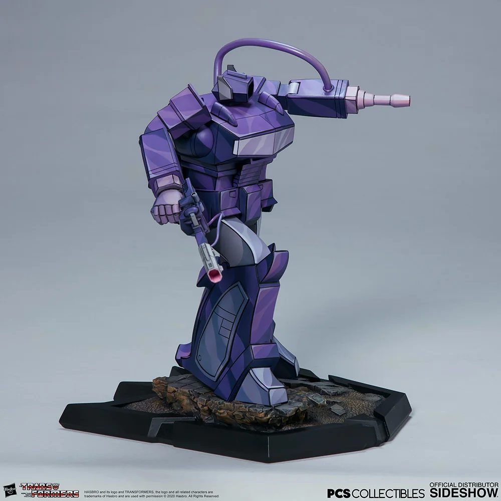 Shockwave Classic Scale Statue view 6