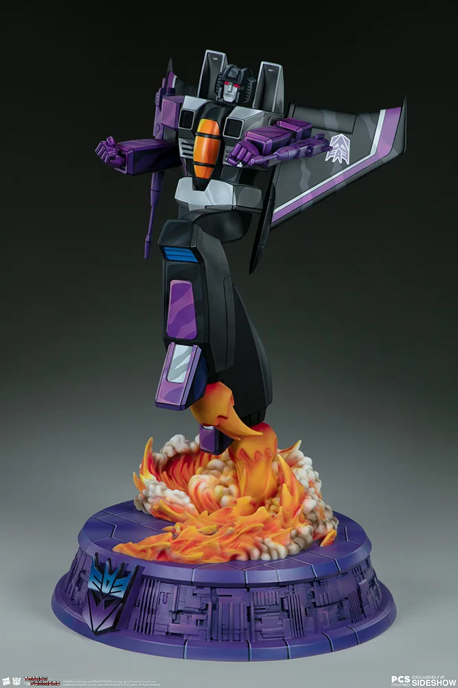 Skywarp G1 Statue view 6