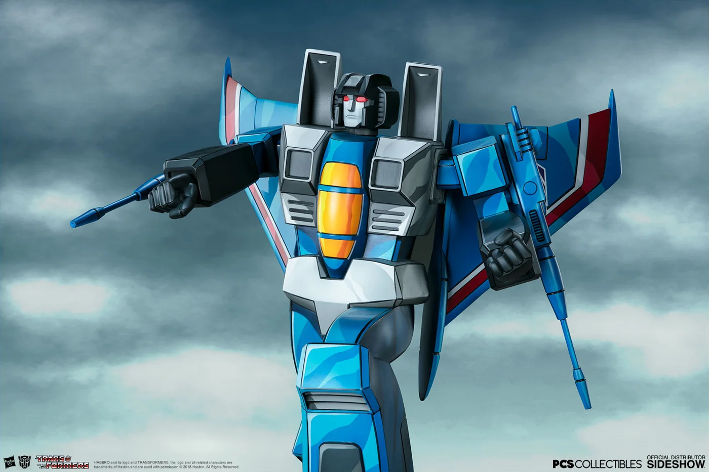Thundercracker G1 Statue view 3