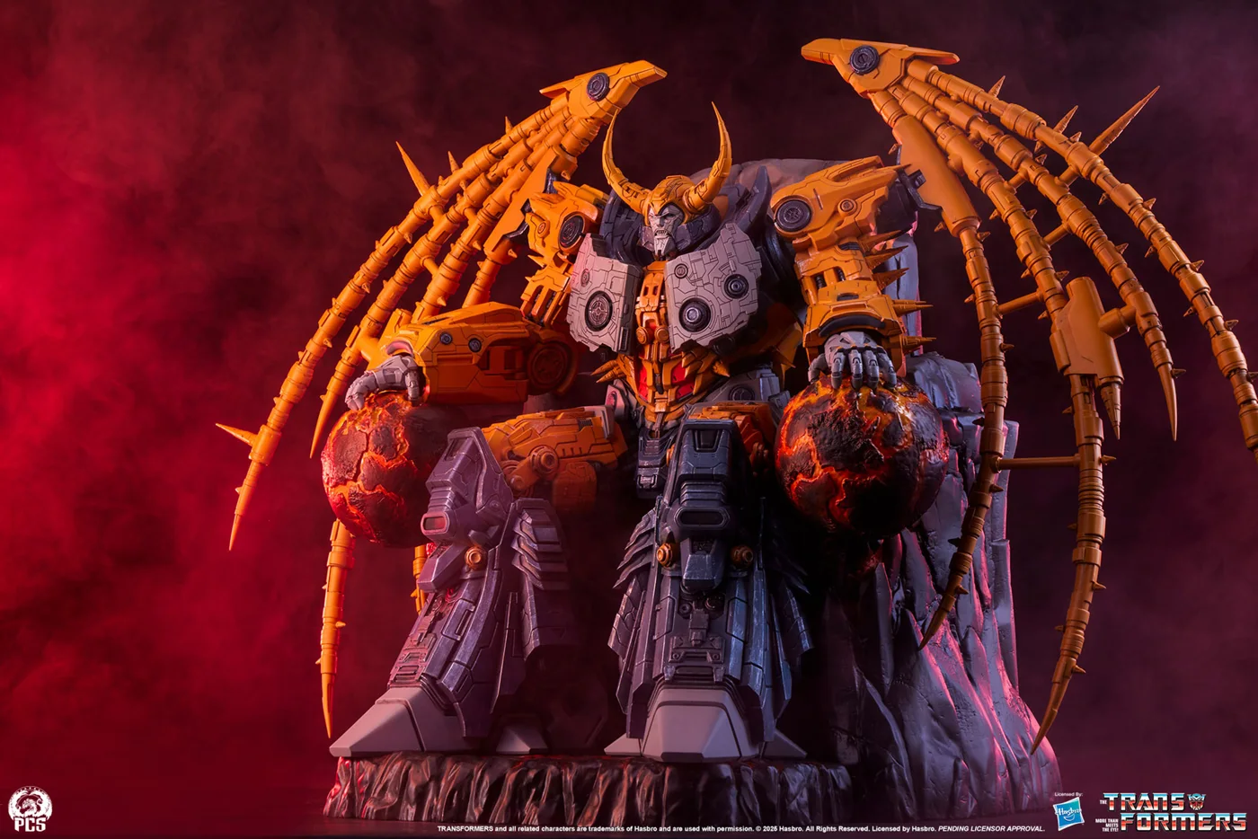 Unicron Museum Scale Statue view 4