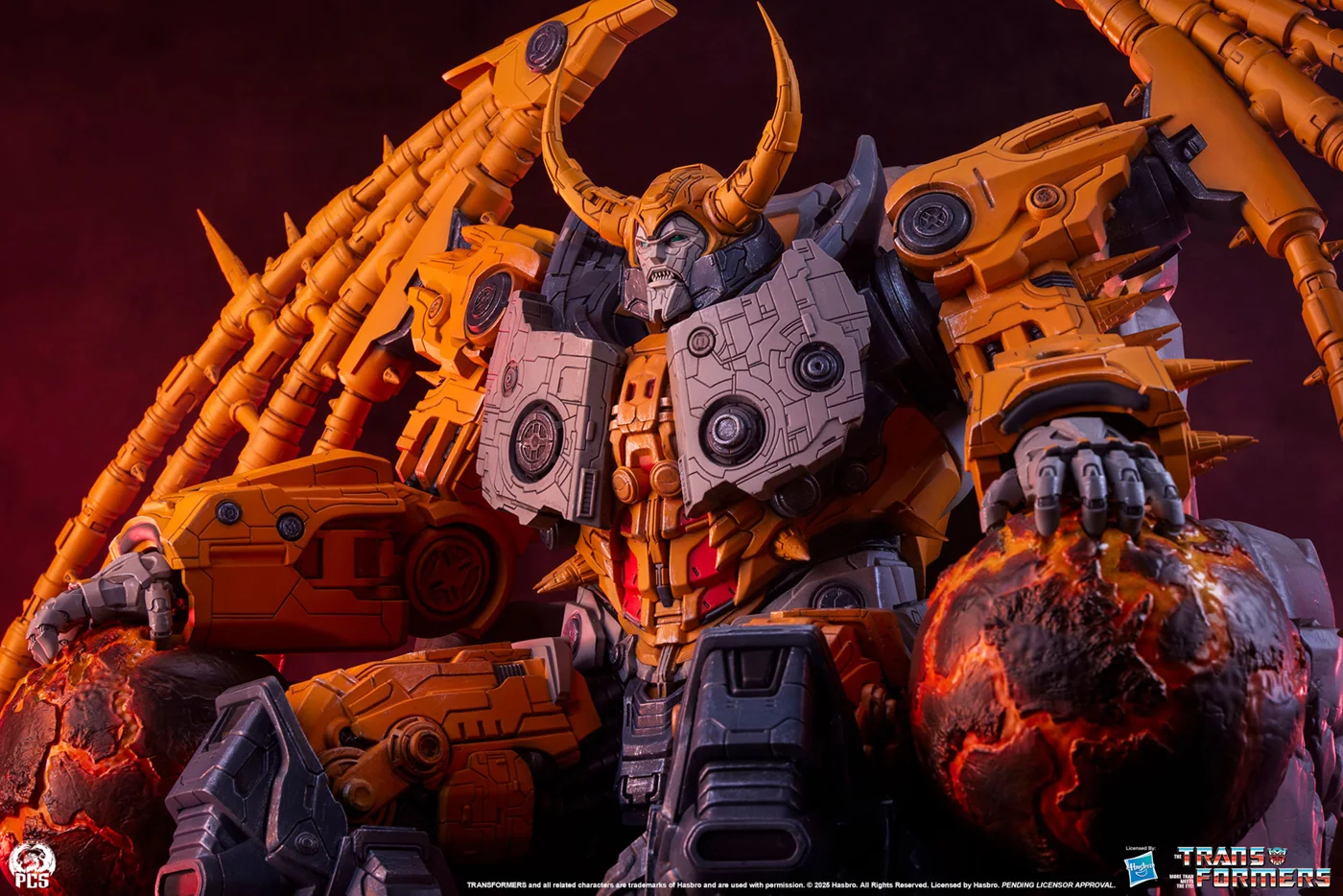 Unicron Museum Scale Statue view 5