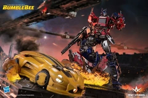 Transformers: Bumblebee Optimus Prime & Bumblebee Limited Edition Mini Statue Set view 2
