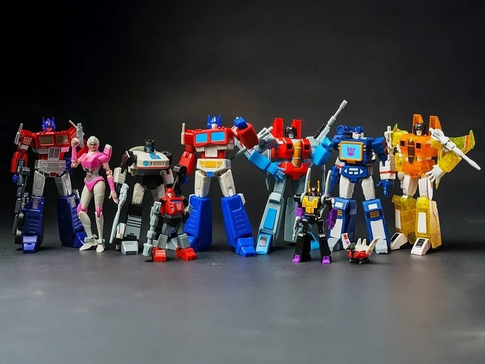 Transformers Alpha Action Elite Vol. 1 Random Action Figure